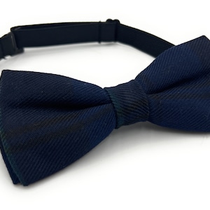 Men&#39;s Black Watch Tartan Bow Tie Polyviscose