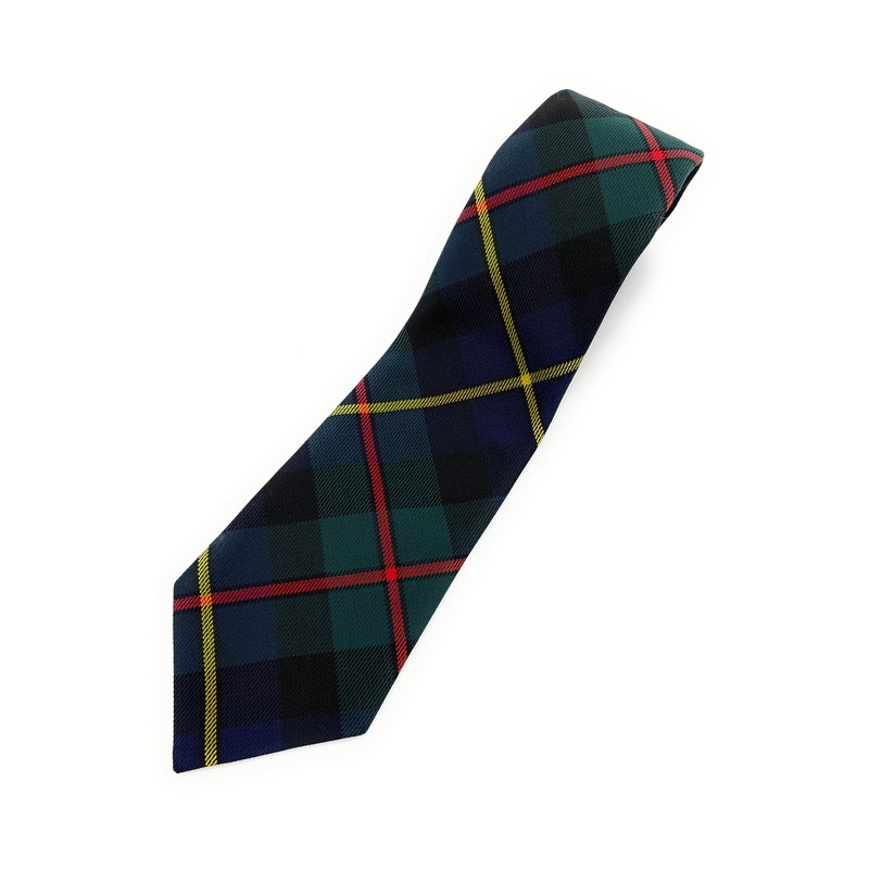 MacLeod Yellow Plaid Tartan Men's Shorts
