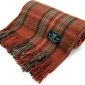 Stewart Plaid Überwurf – 70 X 53 Zoll, Atmungsaktiv, Klassisches Karomuster, Als Decke Oder Umhang