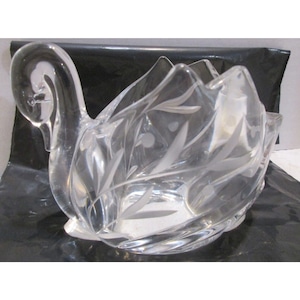 Lenox Crystal Swan w/Etched Leaves Heavy Pressed Glass Candle Trinket Candy Nuts