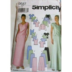 Puede incluir: Patrón de costura Simplicity 9687 con ilustraciones de varios tops sin mangas y de manga corta combinados con faldas largas. El paquete muestra a dos modelos vistiendo un top rosa sin mangas con falda larga y un top verde claro de manga corta con falda larga.