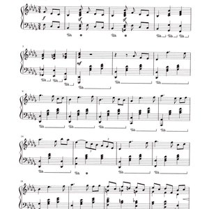 Puede incluir: Partitura del Concierto para piano n.º 1, Op. 23 de P. Tchaikovsky. La partitura musical está impresa en papel blanco con notas y símbolos negros. El tempo se indica a 80 pulsaciones por minuto.