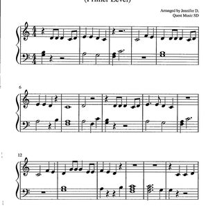 Könnte beinhalten: Notenblatt mit dem Titel "A Million Dreams (Primer Level)" mit Noten und Notenlinien. Arrangement von Jennifer D. von Quest Music SD. Die Musik ist in schwarzer Tinte auf weißem Papier geschrieben.