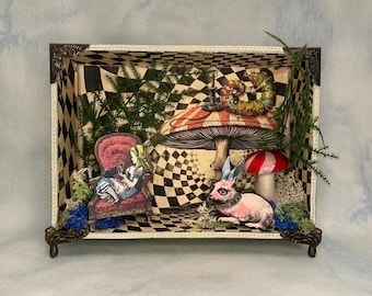 Alice in Wonderland kitschy, quirky diorama