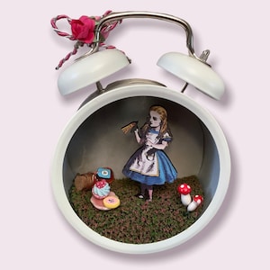 Alice in Wonderland miniature, white clock diorama