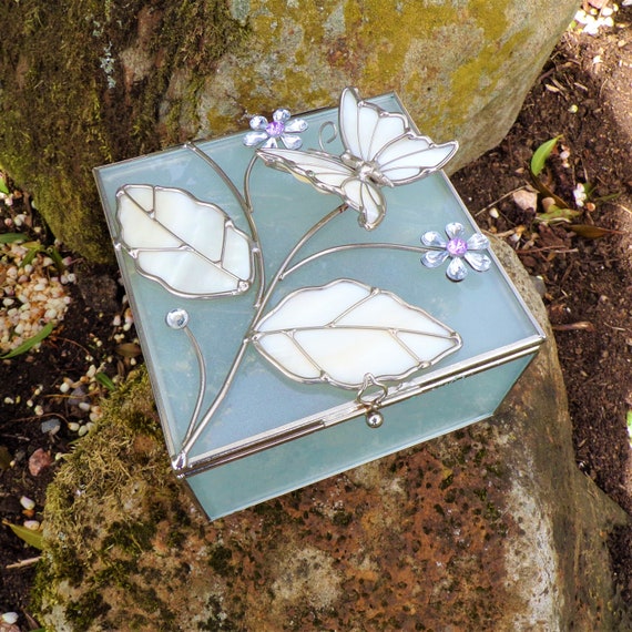 Vintage Glass Jewellery Box Butterfly Diamante & … - image 7
