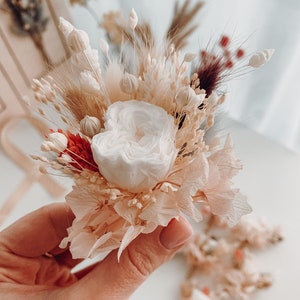 Tender beige boutonniere for groom and groomsman, wedding accessories, rust dried flowers, groomsmen boutonnieres, bridal preserved flowers