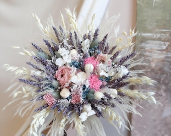 Boho Hochzeitsstrauß mit Lavendel und Pampas, getrocknete Wildblumen Brautstrauß, Brautjungfer Blumen-Accessoires, immerwährender Hochzeitstrauß