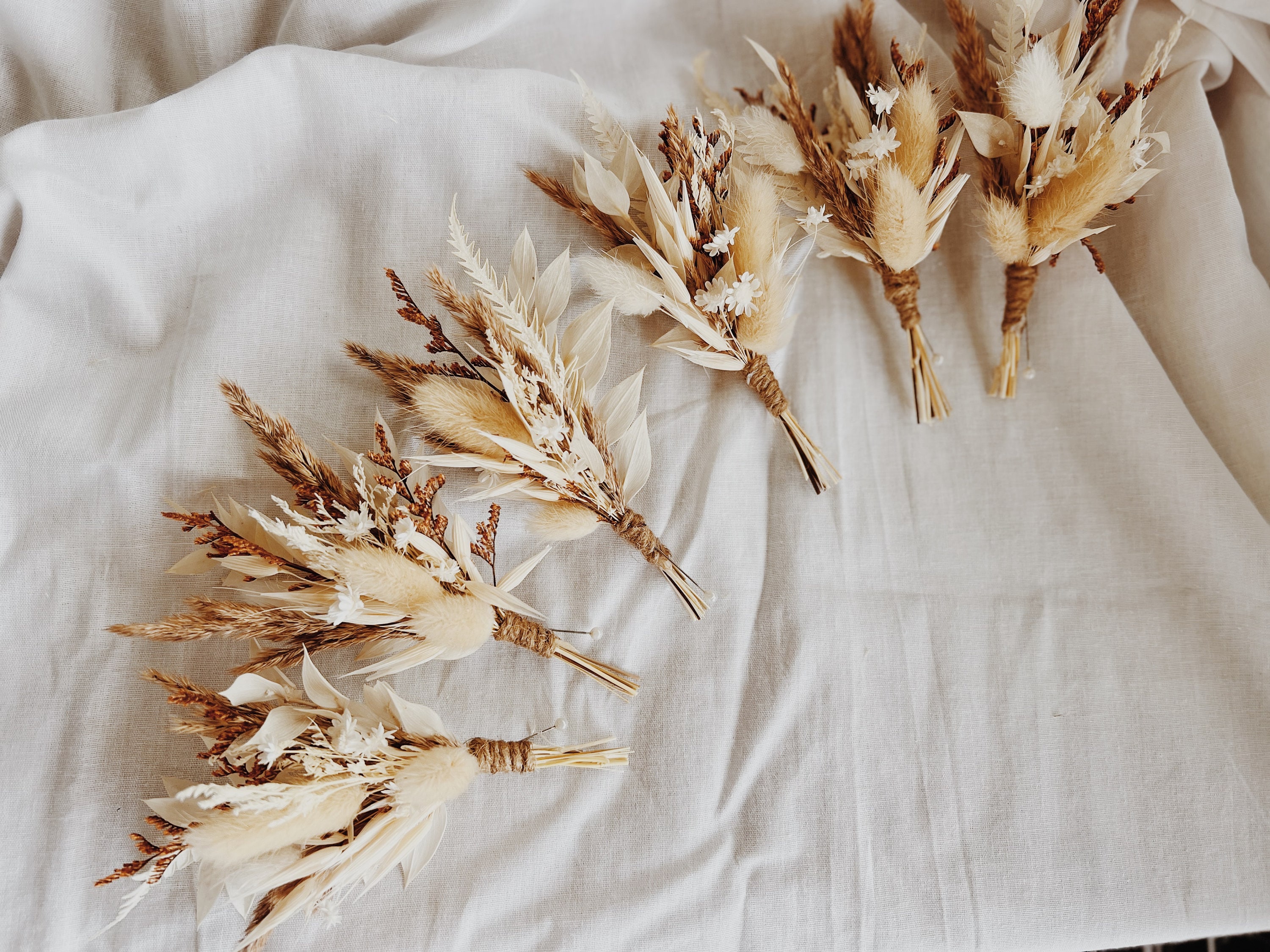 Boutonnière élégante pour homme pour un mariage unique