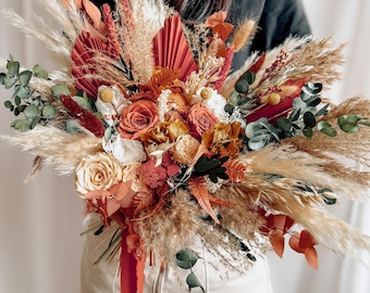 Dried Flower Bridal Bouquet, Preserved Wedding Arrangement with Roses and Pampas Grass for the Bride
