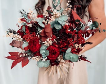 Burgunderrote Rosen & grüner Eukalyptus-Hochzeitsstrauß für die Braut, Trockenblumen-Brautstrauß, Brautjungfer-Sträuße, Accessoires