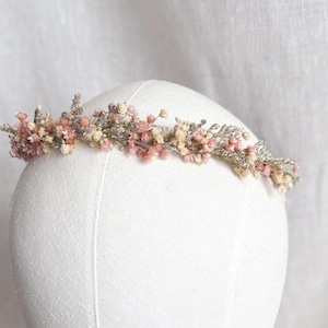 Meadow dried flowers crown, baby breath headpiece for bride, bohemian wedding bride crown, daisy hair bridal wreath, pink & white flowers