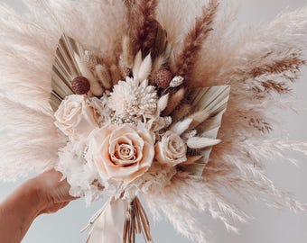 Blush Pampas Brautstrauß, Boho Trockenblume Hochzeit Bouquet mit konservierten Rosen, Natürlicher Brautstrauß nach Maß