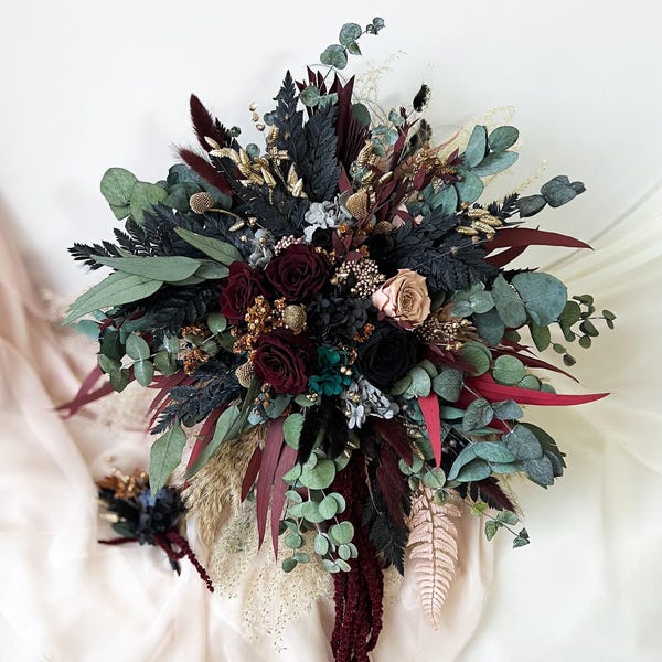 Gothic wedding bouquet, Black roses cascading bridal bouquet, Greenery eucalyptus dried flowers, Bridal bouquet, Preserved natural flowers