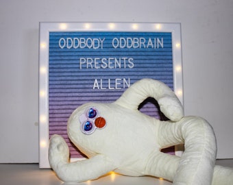 Allen - Oddbody Oddbrain Poseable Doll with Magnetic Hands