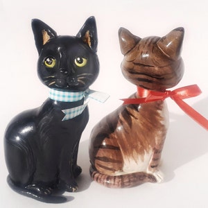 Cat figurine custom clay figure, Cat ornament personalized pet memorial gift, Custom pet portrait pet loss gifts, Miniature cat lover gift image 3