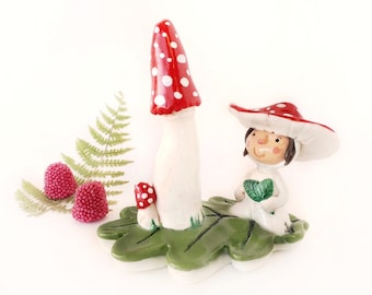Amanita Mushroom Ring Holder: Ceramic Cottagecore Jewelry Dish