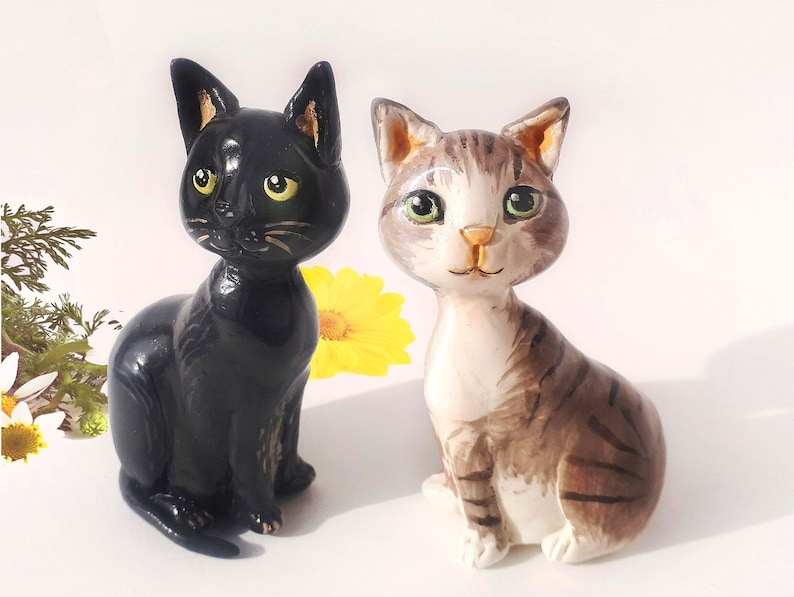 Cat figurine custom clay figure, Cat ornament personalized pet memorial gift, Custom pet portrait pet loss gifts, Miniature cat lover gift image 1