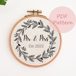 Mr and mrs est 2023 embroidery pattern, christmas ornament embroidery PDF pattern, Christmas embroidery for beginner, Xmas ornament design