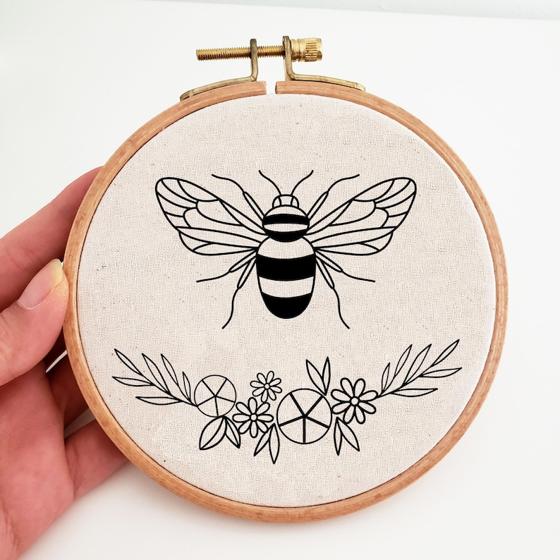 Bee and flower embroidery pattern, bee embroidery PDF, floral bee hand embroidery design, embroidery template, embroidery hoop art, DIY image 2