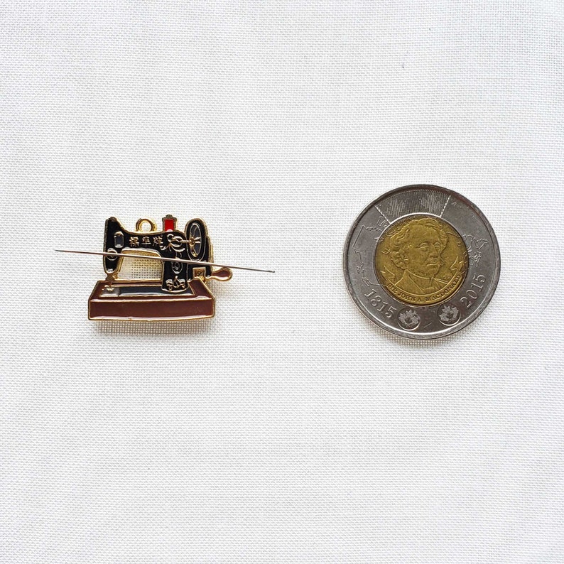 Sewing machine needle minder, enamel needle minder, needle minder for cross stitch, birthday gift for her, graduation gift for best friend