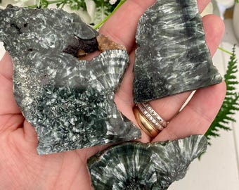 Seraphinite Slabs (You Choose) Stand Included