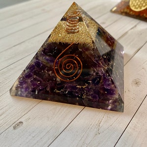 Orgone/Organite Pyramids Choice of Styles Chakra, Lapis, Rose Quartz, Amethyst, Onyx, Shungite/Selenite Amethyst