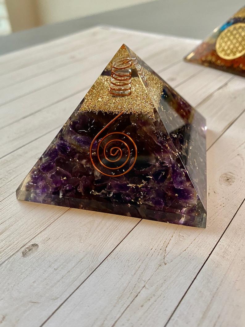 Orgone/Organite Pyramids Choice of Styles Chakra, Lapis, Rose Quartz, Amethyst, Onyx, Shungite/Selenite Amethyst