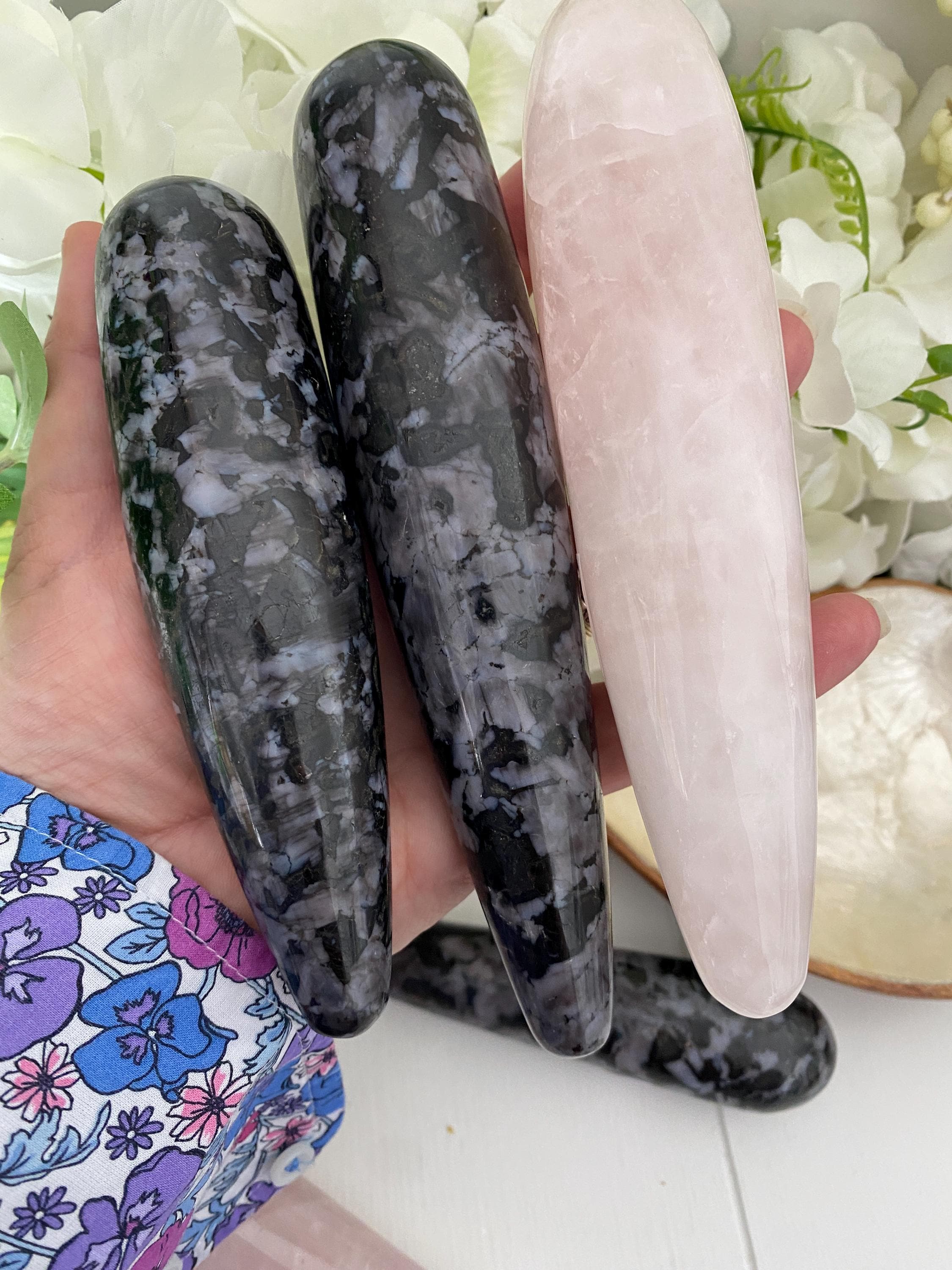 Rose Quartz Yoni Wand