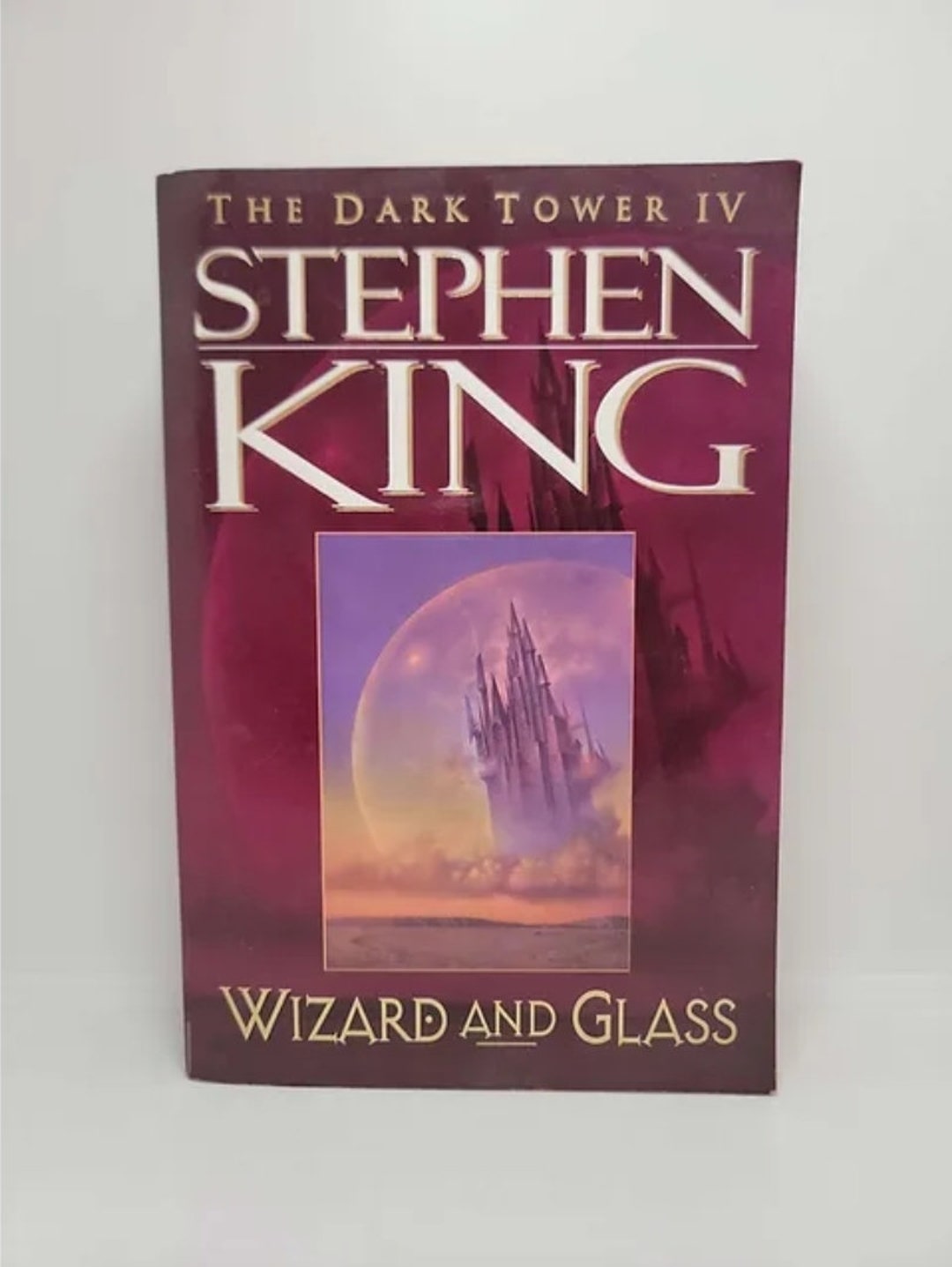 Wizard and Glass the Dark Tower, Book 4 Paperback January 1, 1997 by