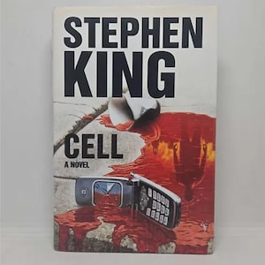 Cell: A Novel Hardcover – January 24, 2006 by Stephen King