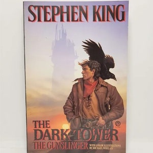 The Dark Tower: The Gunslinger Paperback – January 1, 1982 by Stephen King - Book 1 of 7 The Dark Tower