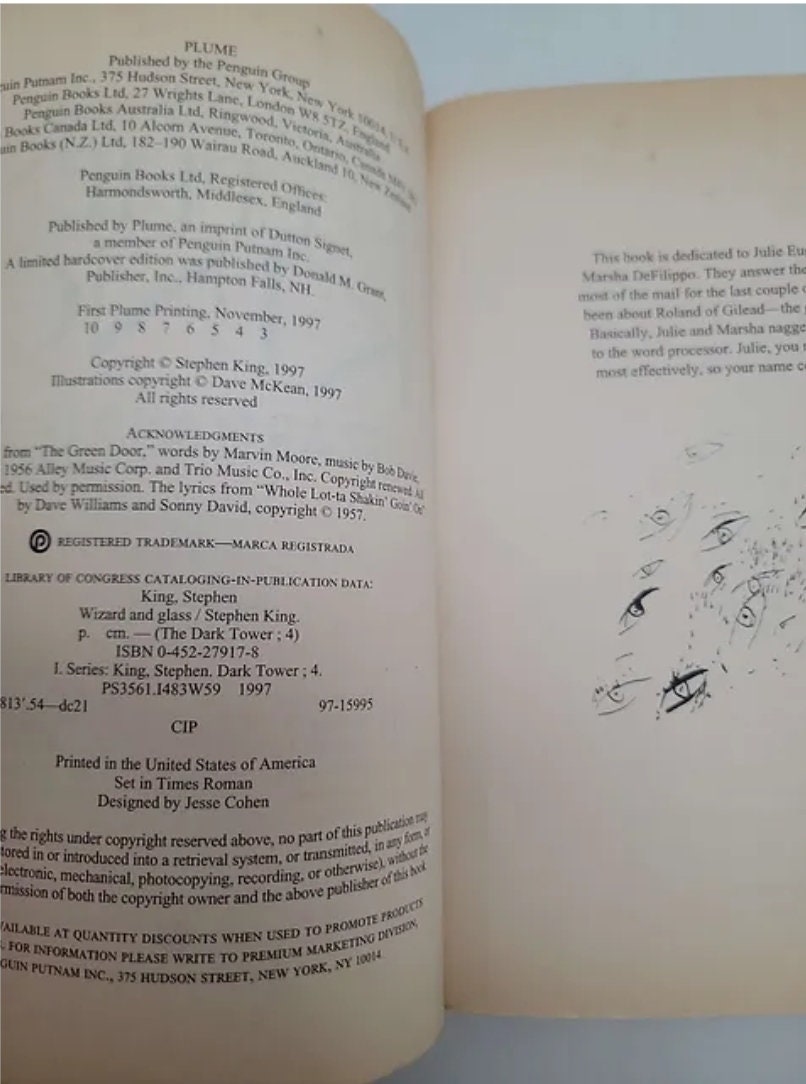 Wizard and Glass the Dark Tower, Book 4 Paperback January 1, 1997 by