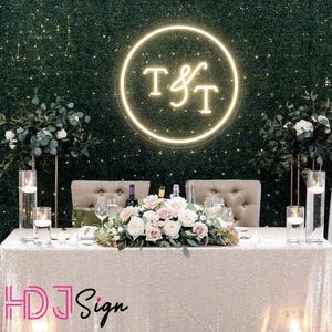 Custom Initials Name Neon Sign,Minimalist Wedding Initials Round Shape LED Neon Light,Last Name Sign,Wedding Party Backdrop,Wedding Gifts