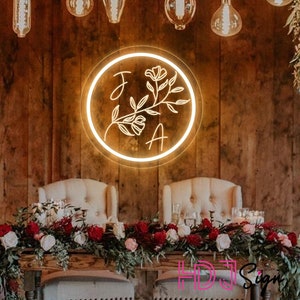 Custom Initials Floral LED Neon Sign,USB Engraved Wedding Neon Sign,Wildflower Initials Neon Light,Wedding Party Decor,Valentine&#39;s Day Gifts