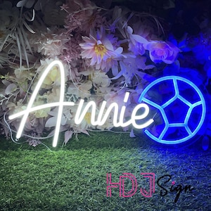 Placa de neon com nome de futebol personalizado, placa de LED com nome de futebol, decoração de parede para quarto de menino, presentes para crianças, decoração de festa de aniversário esportiva, presentes de futebol