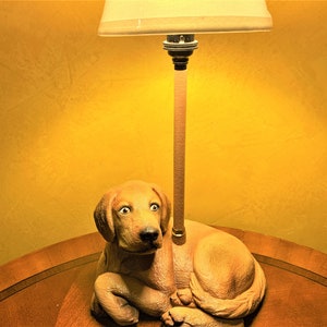 Remmy - Labrador Retriever Lamp (Painted)