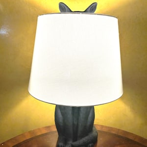 Daphne - Black Cat Lamp