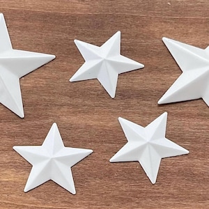 Estrelas de celeiro de metal branco: decoração de Natal para casa de fazenda (5 peças)