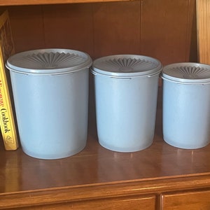 Vintage Blue Tupperware, Plain Canisters, Set of Three. 807-8, 809-13 ...