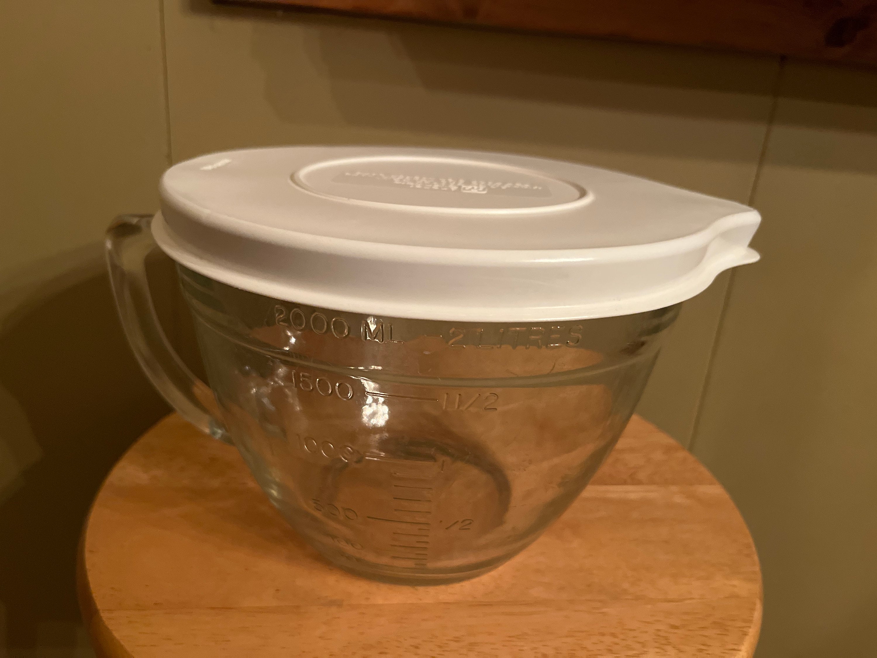 The Pampered Chef Glass Measuring Cup - 64 Oz - 8 Cups 2 Liter