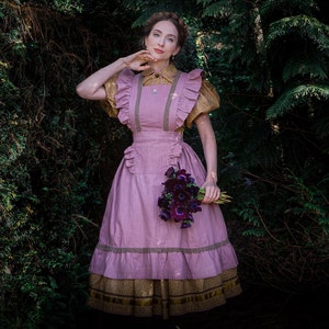 Pansy - Hand embroidered Apron in Mauve Linen with Lace Detail and Convenient Front Pocket. Violet Cottagecore & folklore. Plus-size L - 3XL