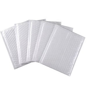 4x8 pulgadas (50 qty) Pearl White Bubble Mailers acolchados sobres auto sellamiento, impermeable, sobres duraderos USA SELLER! ¡Envío rápido!