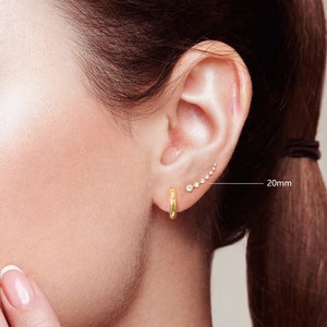 Ear crawler Minimalist gold ear climber Cubic Zirconia Ear climber Minimalist ear climber Minimalist earrings Dainty earrings image 2