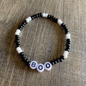 Halloween Beaded Bracelets Halloween Themed Bracelets Bead Word Bracelet Personalized Gift Stackable Boo (White)