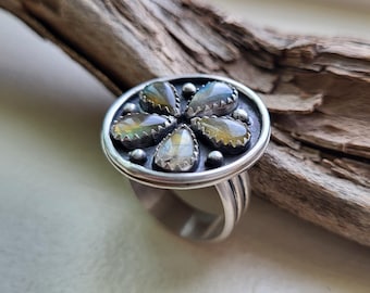 Labradorite Flower Shield Ring