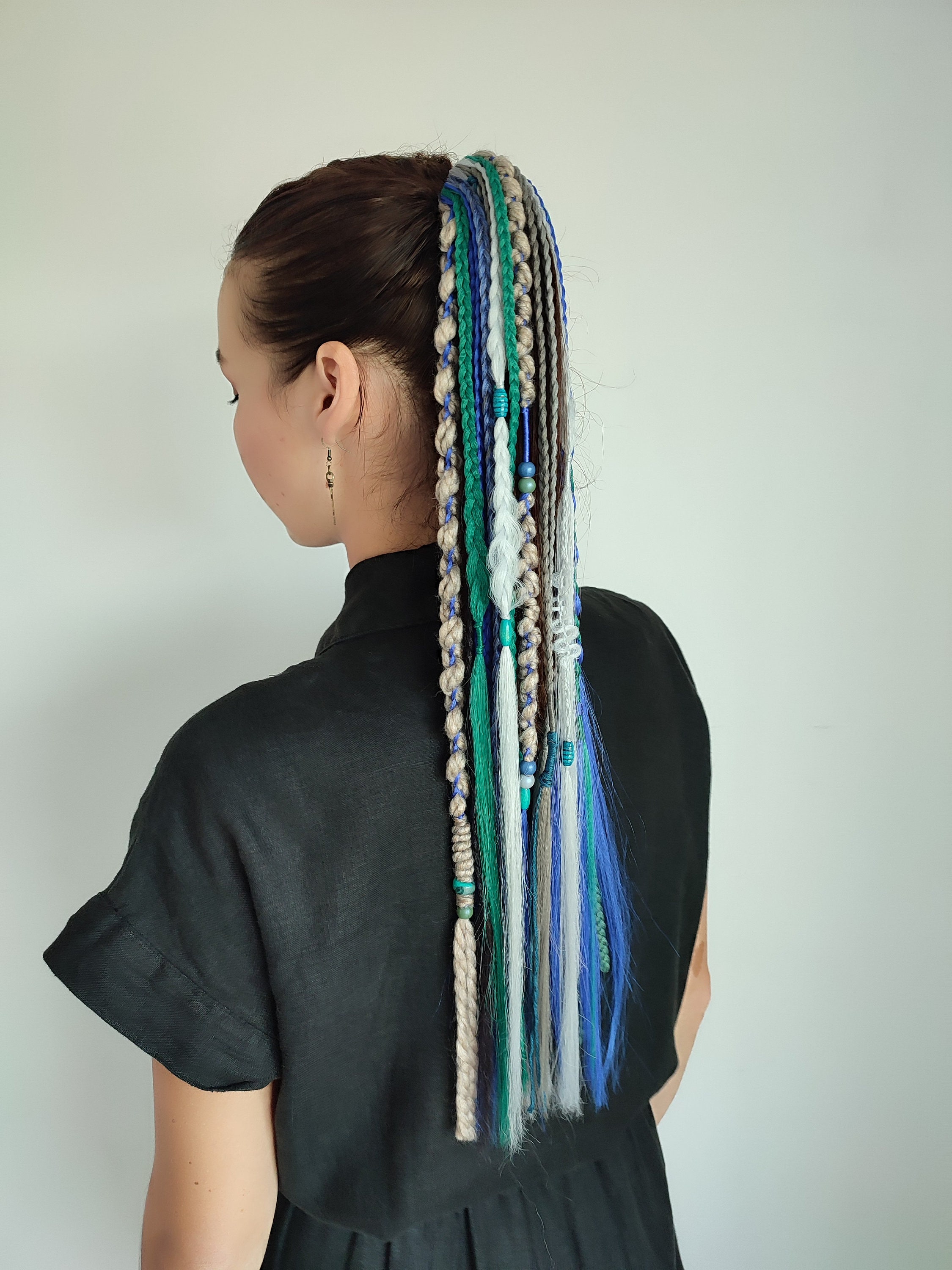 40 Summer Festival Hairstyle Ideas : Fishtail Braids For Ash Blonde