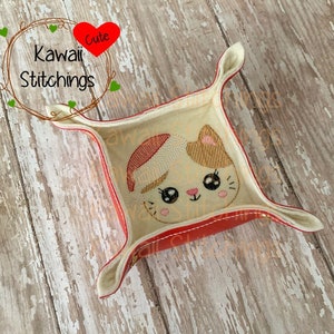Kawaii Santa Cat Tray, 4 inch and 5 inch, In The Hoop Design, Digital Instant Download