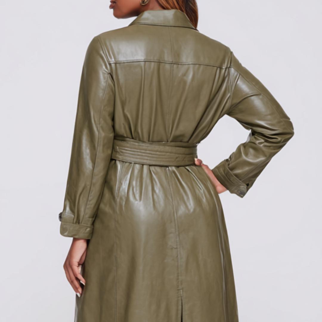オリーブグリーンのレザートレンチコート（レディース）、ロング丈