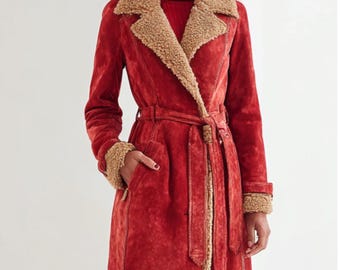 Röd mocka vintage penny lane kappa för kvinnor - Lång vinterkappa i mocka för kvinnor vintage penny lane kappa afghansk vintage pälskappa mongolisk pälskappa